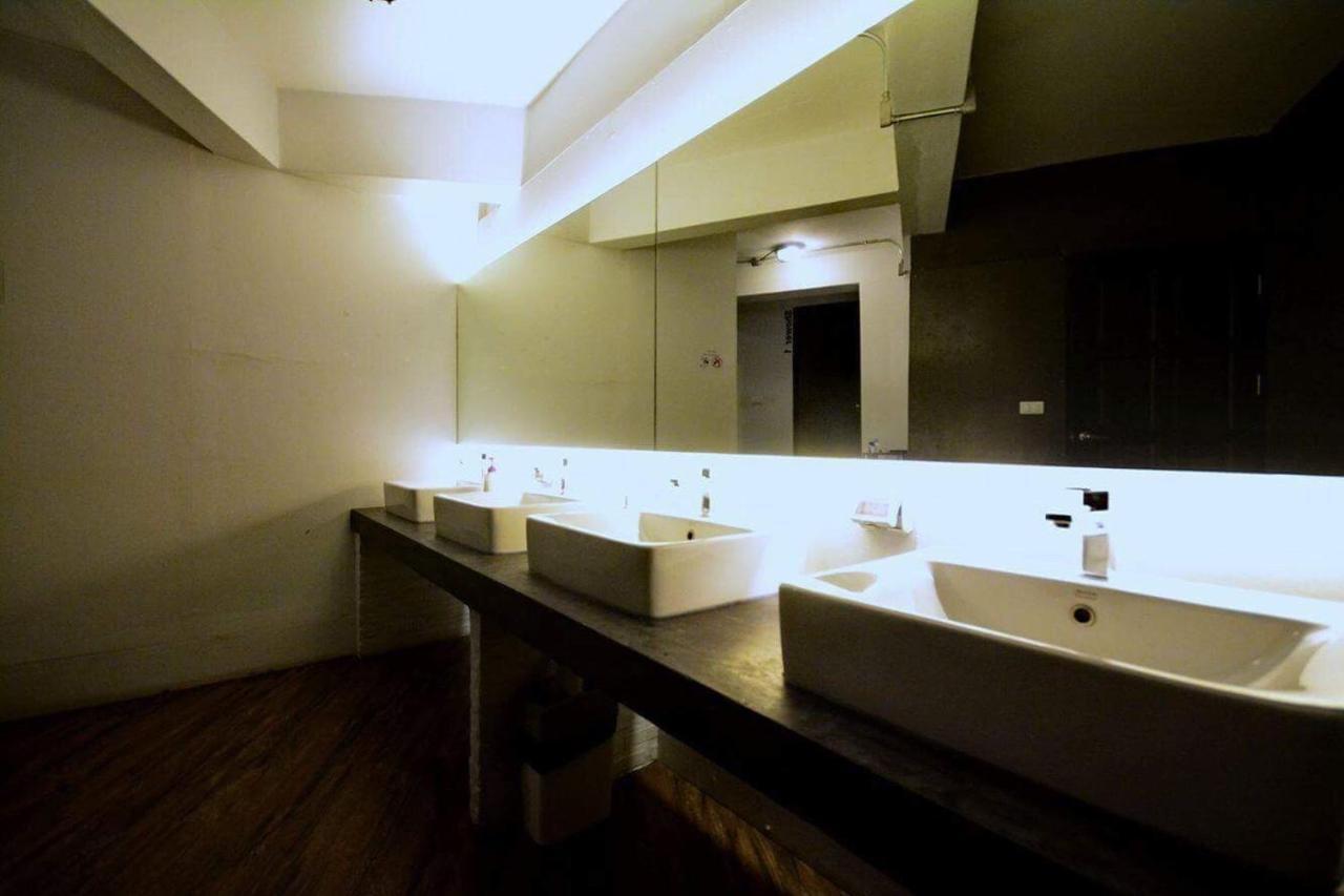 Albergue Strips The Poshtel Chiang Mai Exterior foto