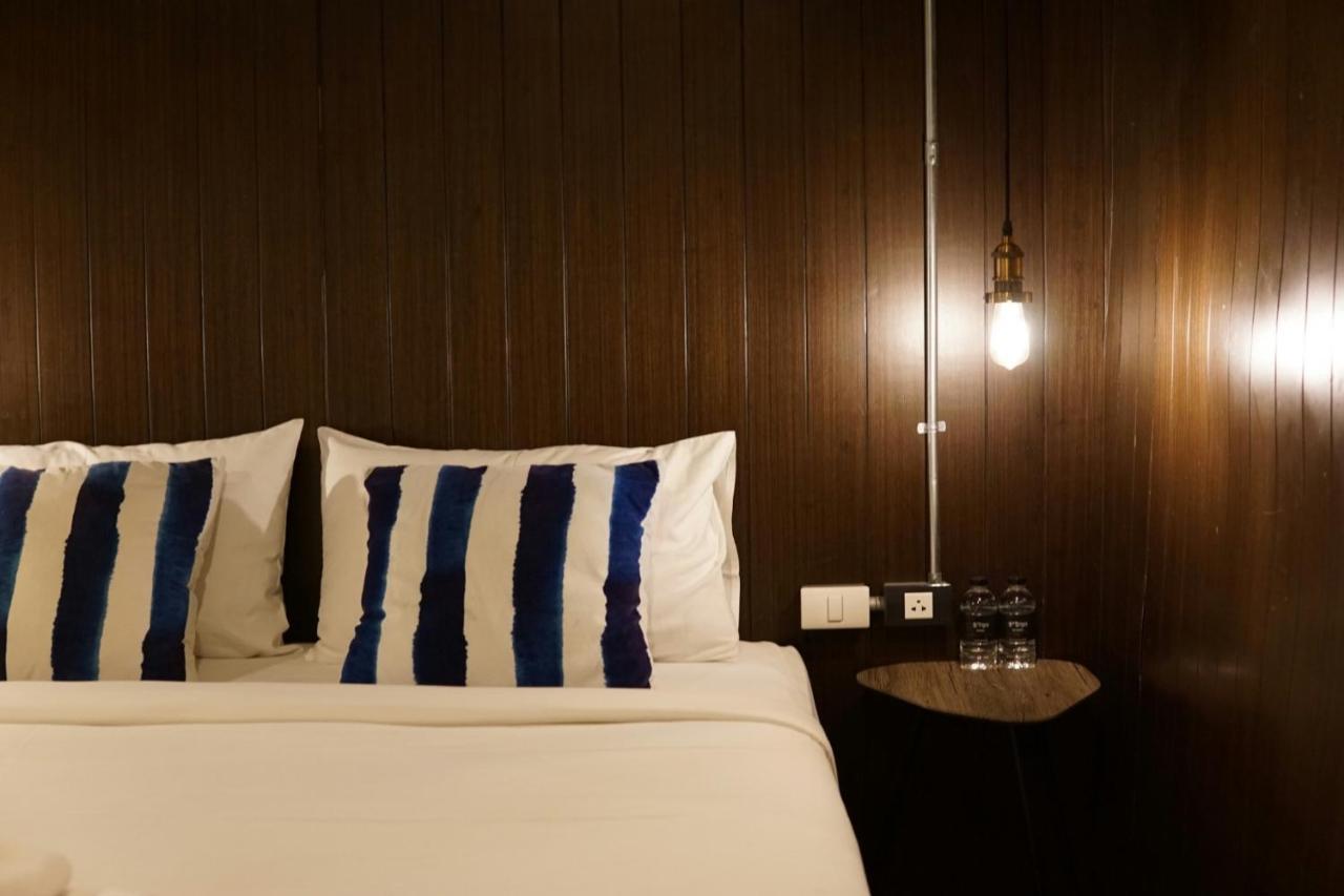 Albergue Strips The Poshtel Chiang Mai Exterior foto