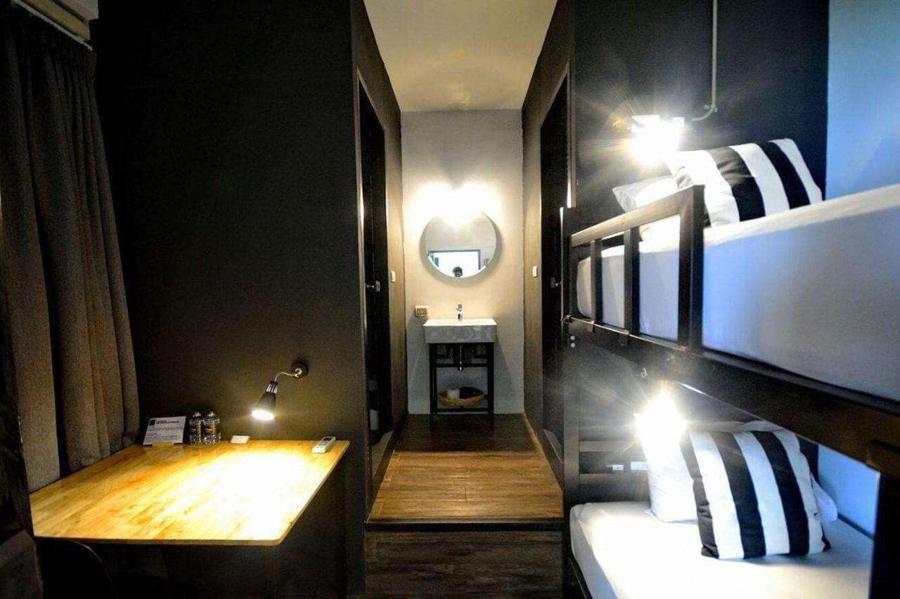 Albergue Strips The Poshtel Chiang Mai Exterior foto