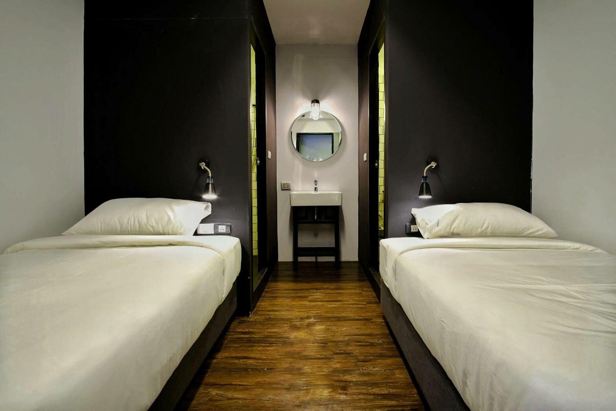 Albergue Strips The Poshtel Chiang Mai Exterior foto